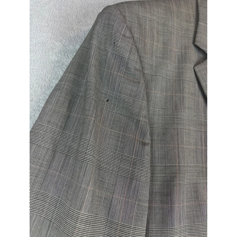 Jos A. Bank Mens 46R Gray Plaid 100% Wool Two Button Blazer Sport‎ Coat Jacket